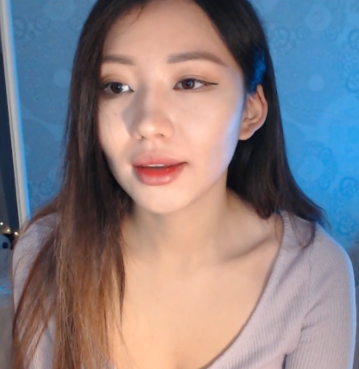 神秘主播aimeclarks全网独发视频合集23.93GB，精编独享源码百度盘