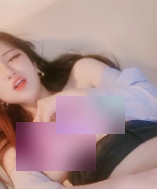 御姐晚晚晚晚:超顶水流看点粉嫩,感觉满满