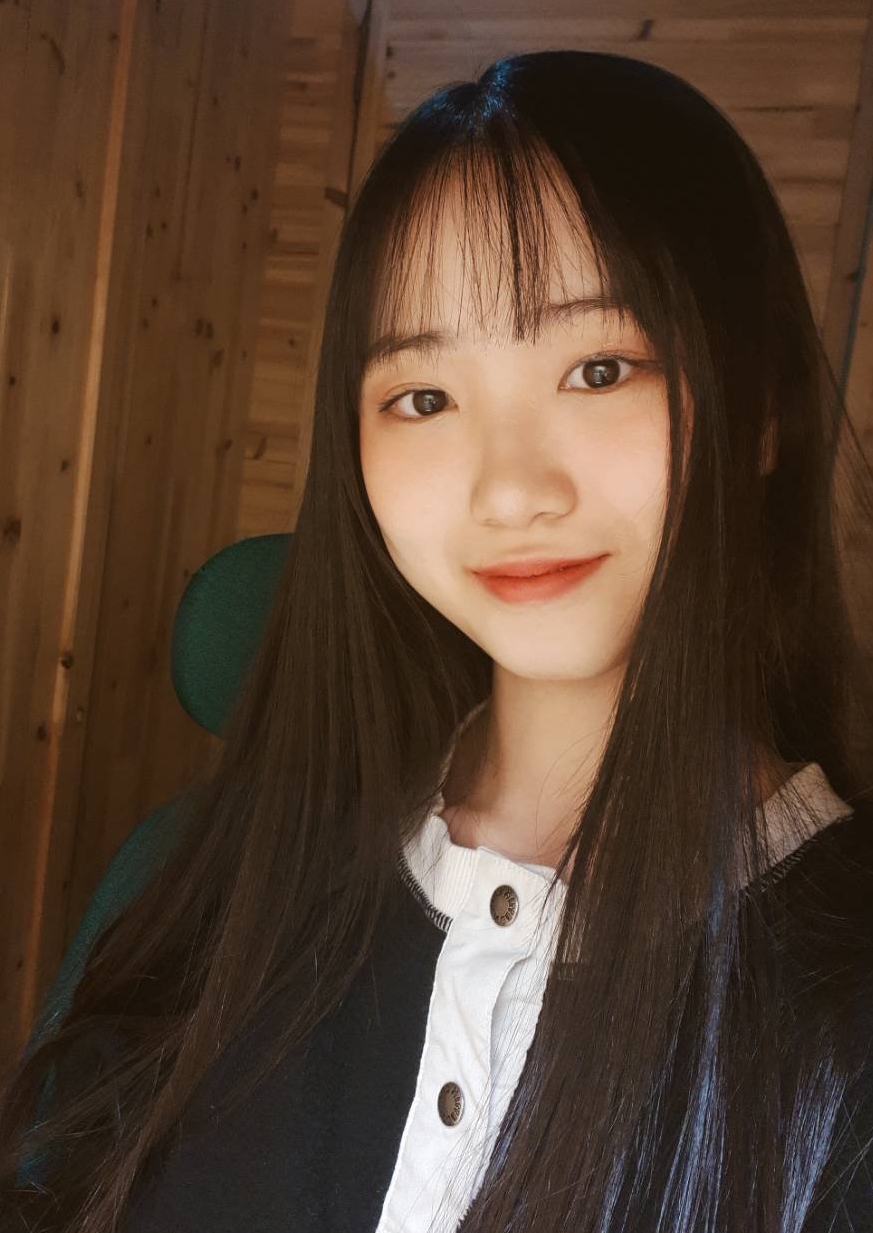 清纯反差婊黄晓盈独家定制视频，高质量展示，百度盘下载