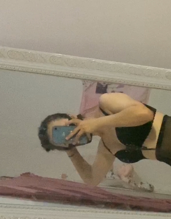 纸砚珍藏：徐娇作品引人注目，90件单体合集增加网友投稿