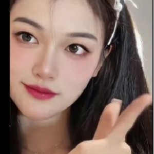 优质女神福利-杭州白白[30V-1.6G]：风靡抖音的小姐姐，唯美御姐风格，粉丝不多但小有名气！