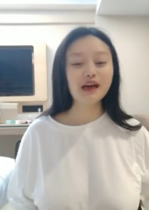 小毒甜：户外直播收藏新品8v7.4g