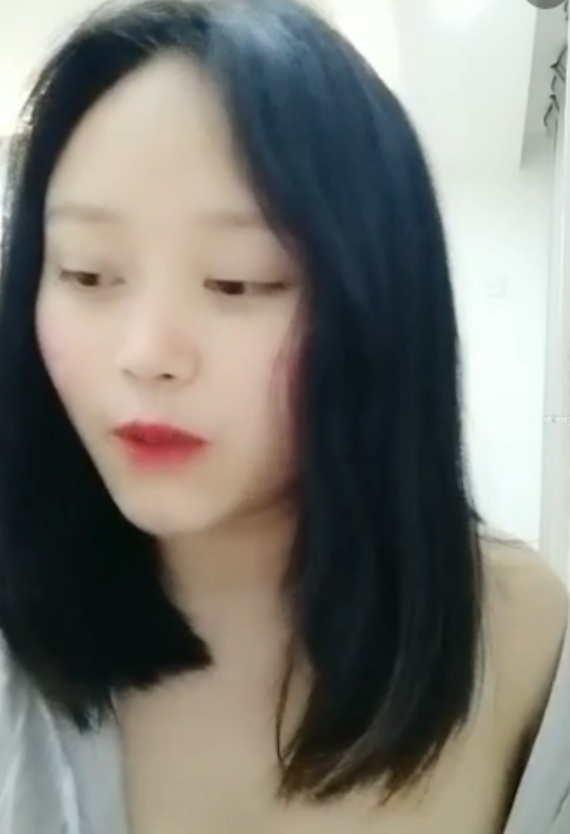 小毒甜：户外直播收藏新品8v7.4g