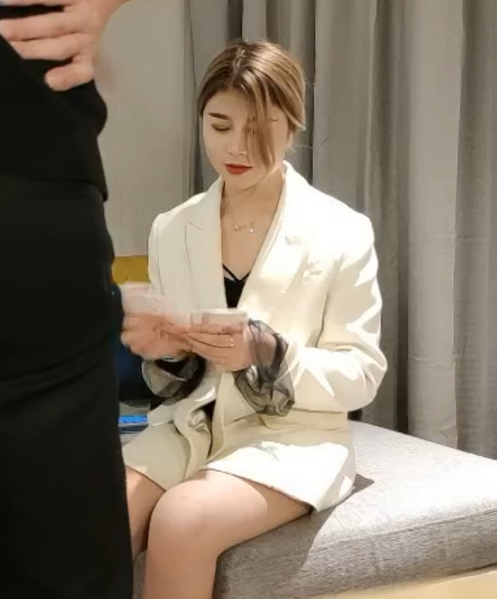 二狗步宾探花合集：97.6分钟126个视频，百度补充增加ED2K下载