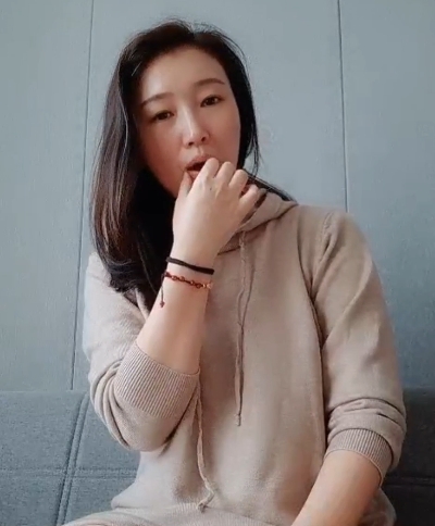 可思议的表演，让人目瞪口呆。如果你敢于挑战自己的观念，不妨点击观看这段73V1.47G的永久链接，一窥其中的奥秘。