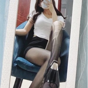 拔。尽情享受福利姬带来的身材诱惑和剧情表演，感受她的胡言乱语和放飞自我的魅力。这个视频大合集绝对是桃子迷和御姐控的不可错过的福利！