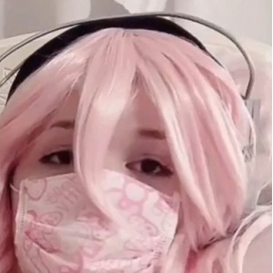 这位粉嫩小姐姐shybabybuntwt的生活点滴，收藏她的视频，不妨来百度搜索或者ED2K下载吧！10.01更新的视频数量已达195个，每个视频大小约51.2