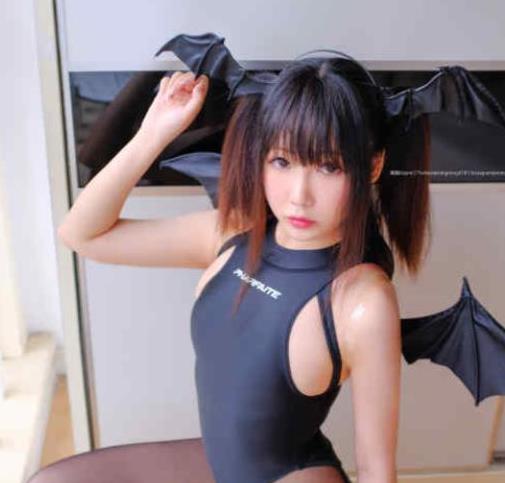 心去寻找她的作品，只需即可满足你的所有幻想。赶紧来感受清纯cos妹子铭铭Kizami的魅力吧！