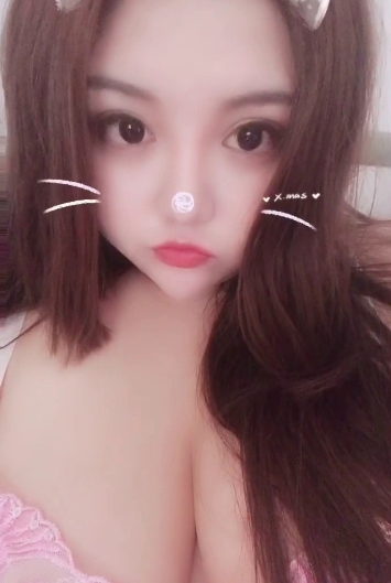 虎牙女神巨巨最新33V1.5G合集,E杯美艳浮力姬,视频数量丰富大小合适