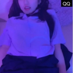 星空之美：经典版视频合集，精彩剪辑，服装魅力尽显