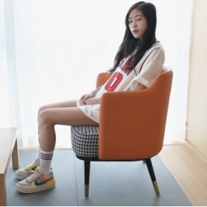 性感安娜：棉袜热裤百度云资源138P1V864M