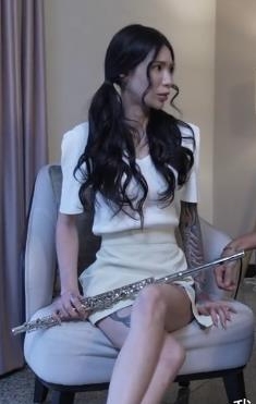 反差她：精选轻量传媒的反差她系列，带给你不一样的视觉体验双修少妇：轻量传媒推荐的双修少妇系列，展现成熟女性的魅力与智慧公厕傻女：感受公厕傻女的搞笑与可爱，轻量传媒精心挑选的视频合集亲姐：亲姐系列，轻量传媒为你呈现姐姐的温柔和关怀7V,1G：7V,1G的高清画质，带给你极致的视觉享受