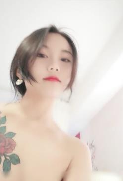 校园探花：大三学生妹自拍实锤视频1小时5分钟