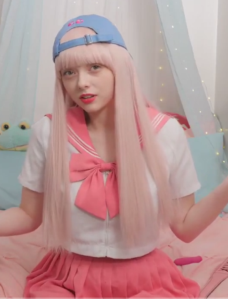 EvieSerenaF杯萌妹直播视频资源，欧美特征表演