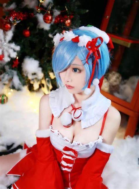 福利姬飞机场妹子押猫尾合集，视频总计24.1G！