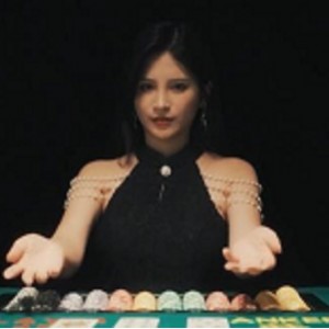 女神姚彤彤小合集：5V-3.8G，Y荡进入作品，战况激烈