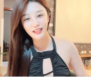 已婚白富美主播《夕夕夕颜》直播喷泉到抽搐