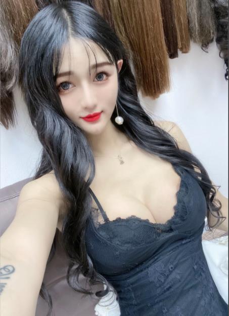 肤白貌美（ts张思妮）商场楼梯70部合集