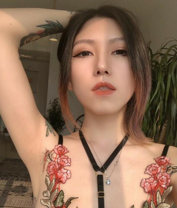 极品纹身模特私拍合集