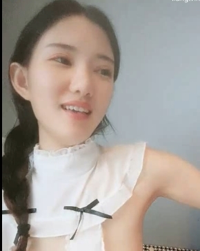 网红南半球46部作品集，乖乖女骚sao风格展现，白皮肤服装内衣尽显女闺蜜黑超薄线袜，刘亦菲赵丽颖气质