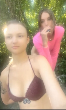 《国人老哥带俄罗斯美女户外沉沦，小帐篷内美景惊艳！1V+2.67GB百度盘》