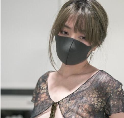 虎牙网红HongKongDoll黑丝诱惑力作品：互动练习手册，超燃互动场景！