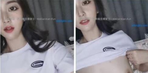 虎牙人气美女尤物-东方空姐1V-1.96G火辣秀