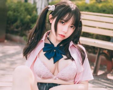 网红COSer六味帝皇酱作品集，4G视频内容，小伙伴们快来看！