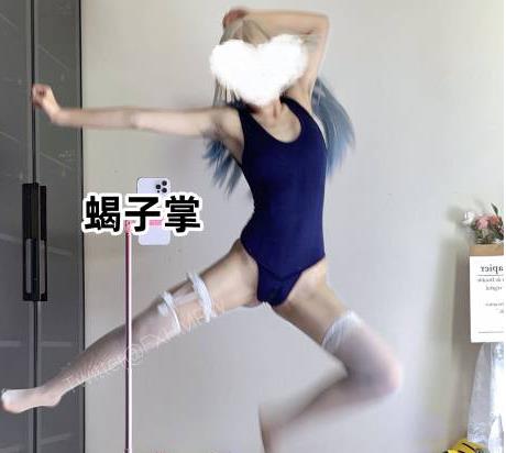 抖音风BGM变装L舞视频1小时V8奇怪姿势M，乌鸦坐飞机网红必看