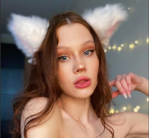 欧美超人气女神SofiaSimens合集，黑丝深处腰臀比，5G视频大放送！