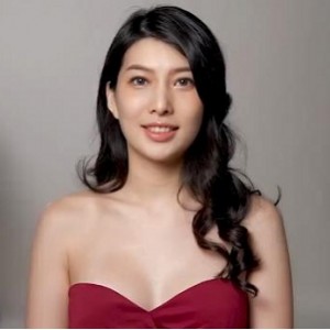 《狂欢三部曲：3V-426M，女主大摆锤梁嘉欣，负距离接触女神，上门女友》