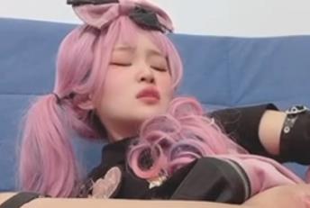 稀缺网红美女喷泉合集，大神妹子精选，内部观看