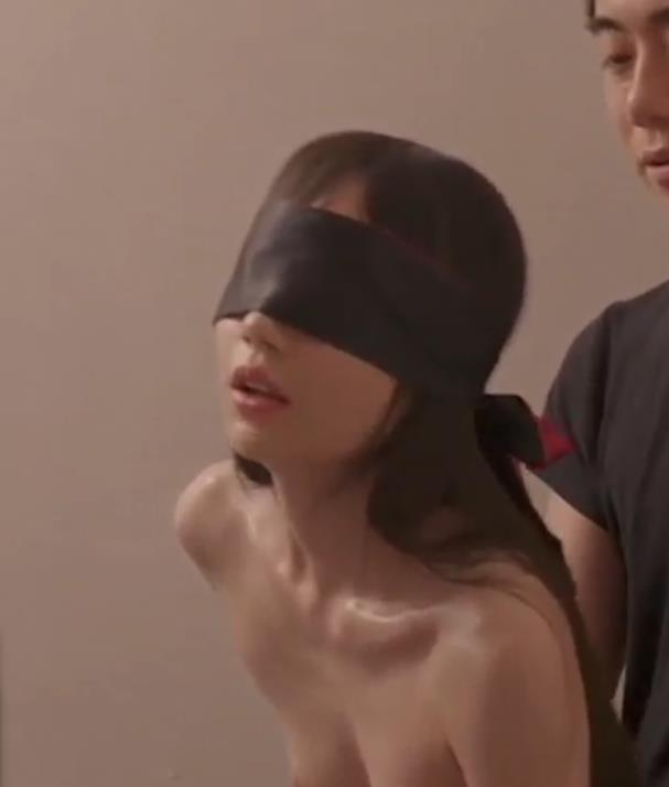 岛国女Y业务：10小时剧本拍摄，小姐姐枫参与，观看费用8千起