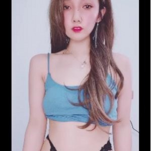 高颜值S妇自拍爆火视频，12V-6.9G，性感御姐互动无限