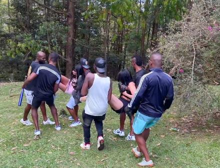 IsabellaUzcategui黑鬼系列合集，3V-7.4G，天天喊群J，国内欧美女主，群对群拳J用嘴颜S下载观看