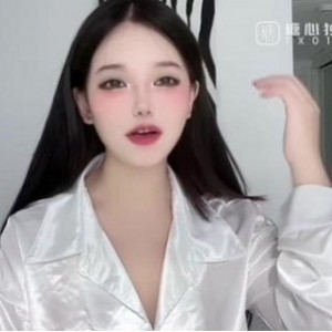 财务经理勾Y新作：时长13分钟，滤镜全开，粉丝狂热追捧