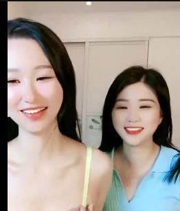 双F高颜姐妹花拉丝丝袜黑鲍绑起来开心笑哈哈视频1分36秒观看