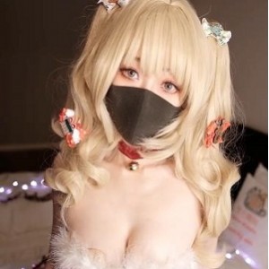 圣诞款美脚柚子猫1V-1.3G视频，时长30分，超高清画质