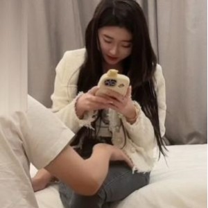 大神探鬼脚七精选-杏传媒探花姐姐玲珑-1V700M