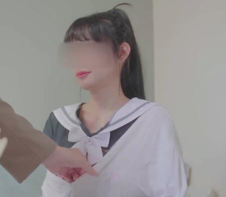 Demi爹咪与纯情女高中生自拍作品，视频尺寸/数量揭秘