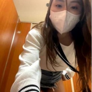 Love-Lynn男厕所直播资源合集，21V-8.5G，火爆停更，精彩表演不容错过！