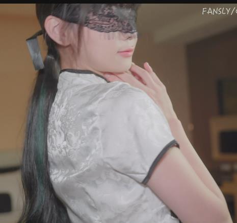 清纯小L莉DemiFairy合集：11个视频超3.2G，旗袍露脸，身材车灯，颜S用嘴，下载观看