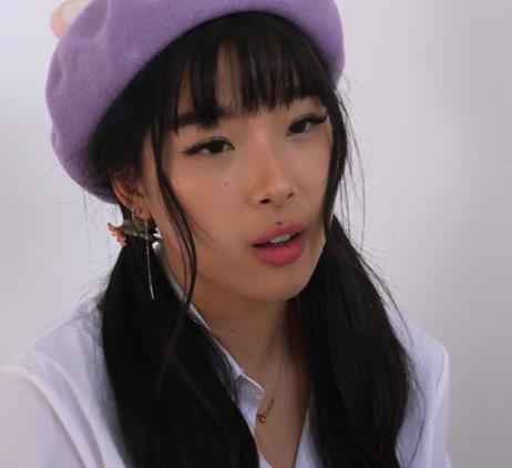 亚裔女Y-ElleLee自拍合集,时长5V-6.9G,男Y和黑鬼进入,口B女同精彩表现,下载观看