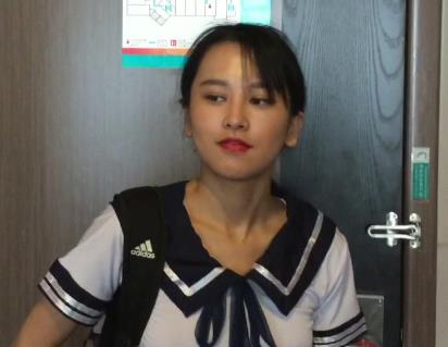 JK服装酒店见面另类作品，美颜PS痕迹轻素颜，作者自拍1V-1.92G时长39分钟