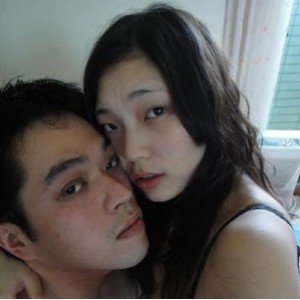 夫妻自拍胶原蛋白美女打粑粑记录25个视频4.8G真实露脸