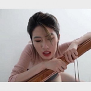 某航空空姐副机长故事：颜值抗打，楼梯揍人