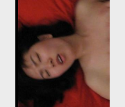 《顶级绿M:作者自拍,时长26分钟,高耐妗面,3-4人游,国内换Q场面,大气高端,点赞下载观看!》