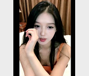 女神细腰美腿颜值自拍视频2:19分