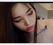 温柔姐姐榨J自拍视频35分钟，车灯下微胖观看绝美技术