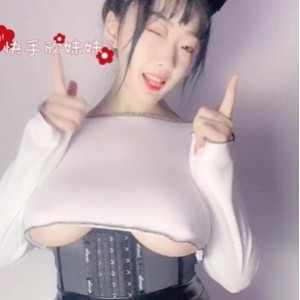 超人气网红美女展示逆天身材的精选巨R